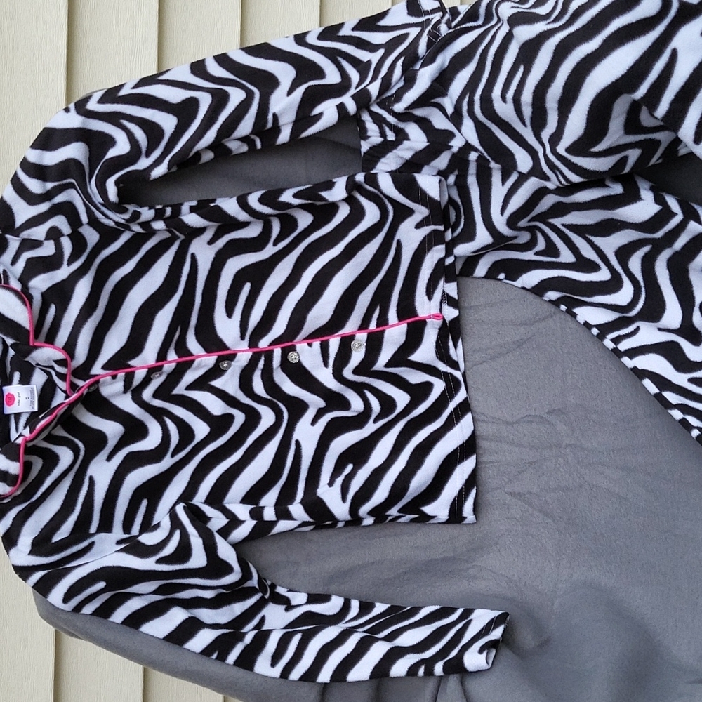 Girls pajamas